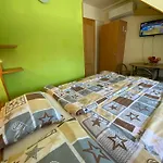 Elso Fecske Appartement *