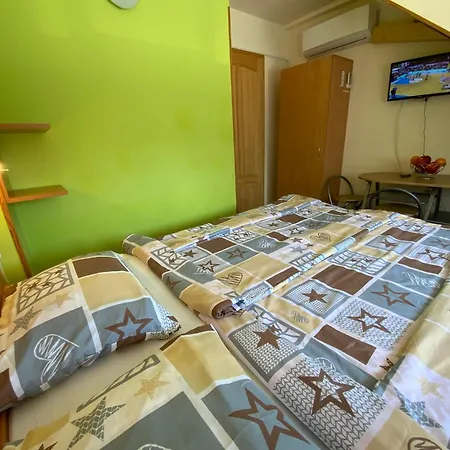 Elso Fecske Apartmán *